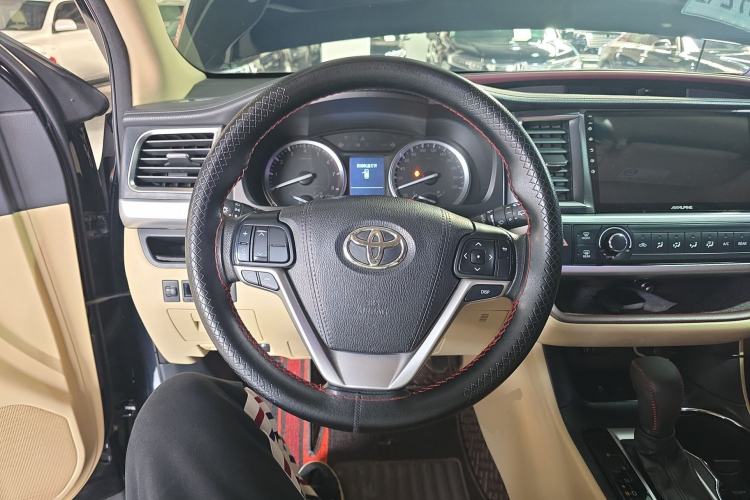 Used Toyota Highlander 2017 2.0T Four-Wheel Drive Elite Edition 7-Seater
