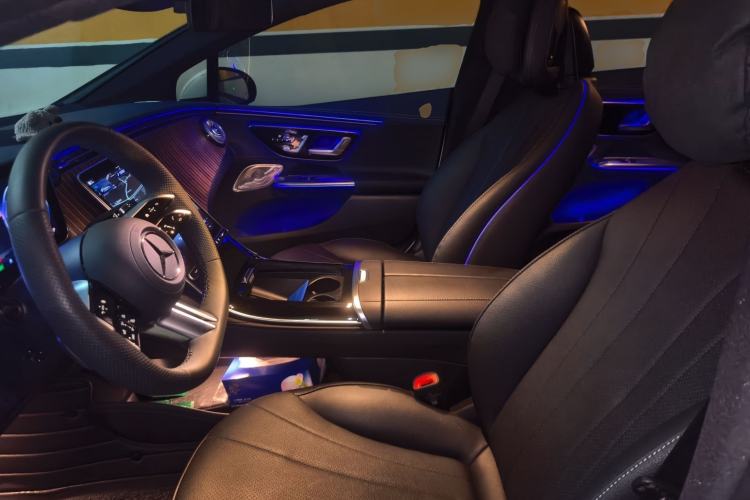 Used Mercedes-Benz EQE 2025 500 4MATIC Luxury Edition