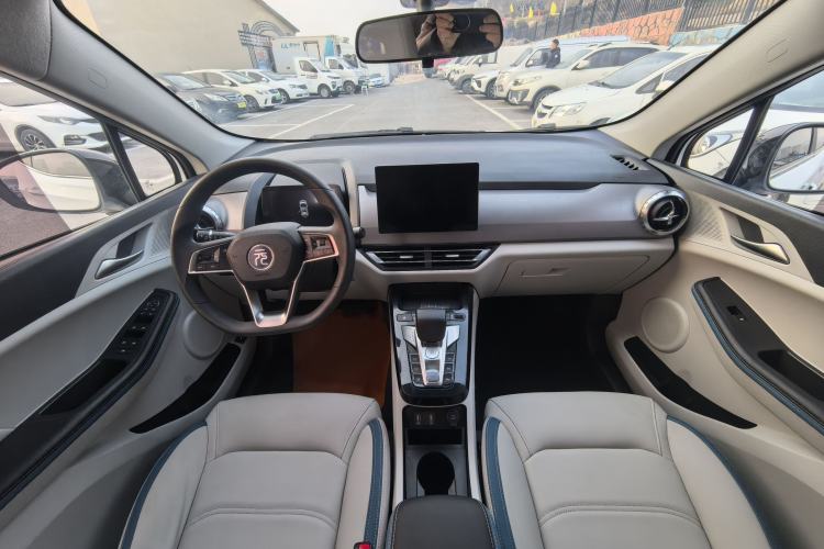 Used BYD Yuan Pro 2023 401KM Luxury Version
