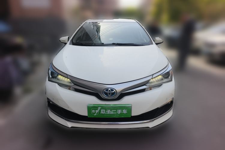 Used Toyota Corolla 2018 Dual-Engine 1.8L E-CVT Smart Edition
