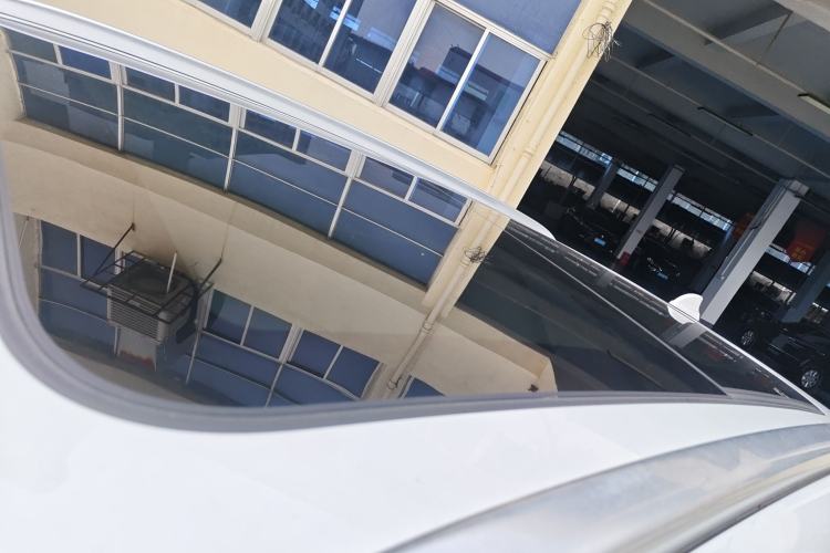 Used Hongqi HS5 2022 Revised Version 2.0T Smart Connect Flagship Edition Roof