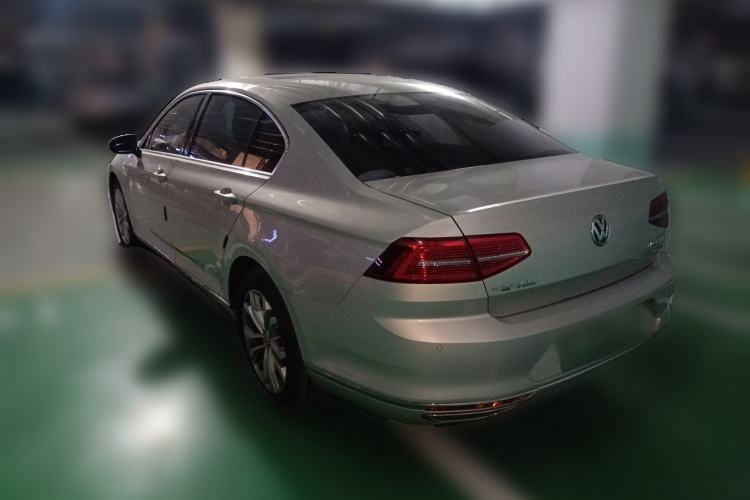 Used Volkswagen Magotan 2017 330TSI DSG Luxury Model