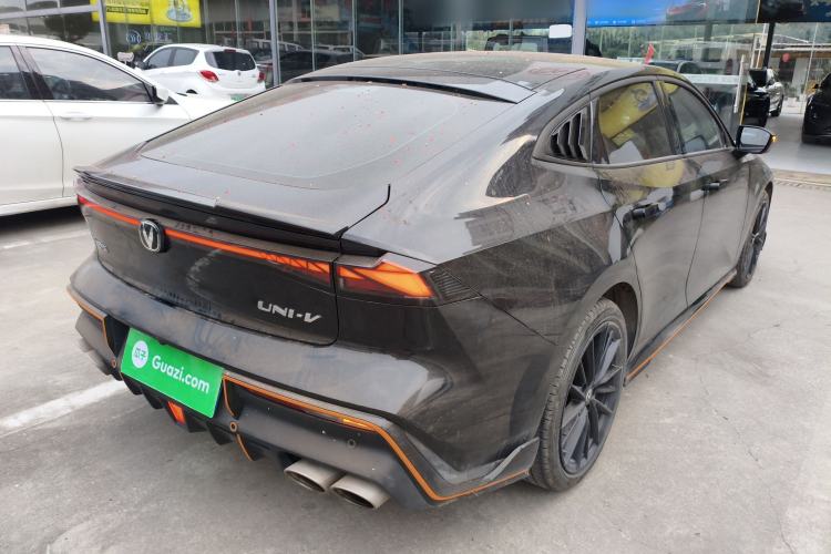 Used Changan UNI-V 2022 1.5T Sport Edition
