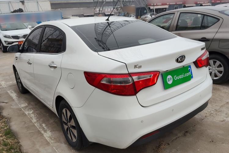 Used Kia K2 2012 Sedan 1.4L MT GLS Commemorative Edition