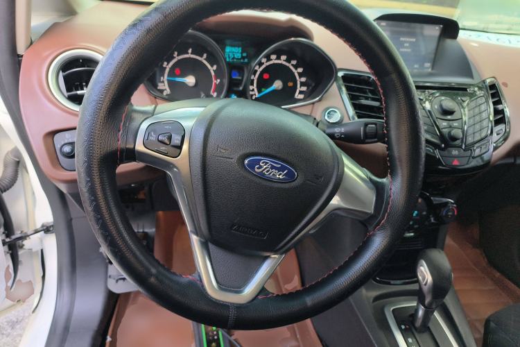 Used Ford Fiesta 2014 Hatchback 1.0 GTDi Automatic Dynamic Model