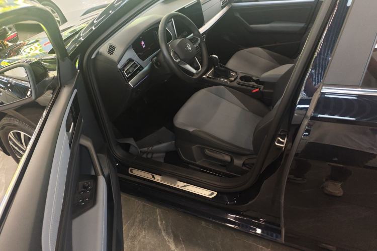 Used Volkswagen Lavida 2024 1.5L Automatic Starry Sky 5 Million Edition Driver Seat