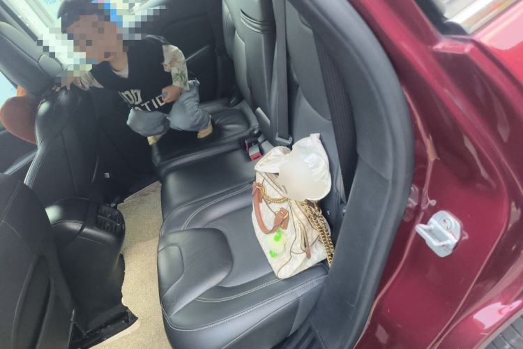 Used Jeep Cherokee 2017 2.4L Leading Smart Edition
