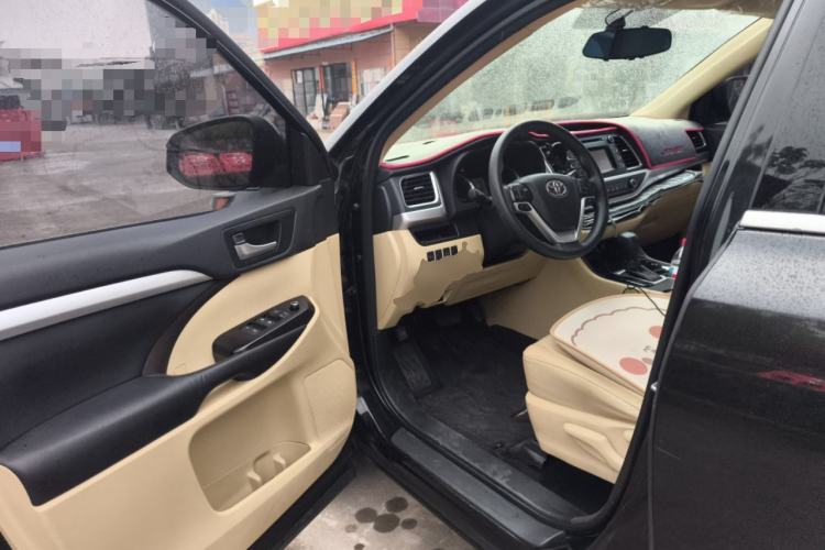 Used Toyota Highlander 2018 2.0T Two-Wheel Drive Elite Version 5 Seats China VI Standard