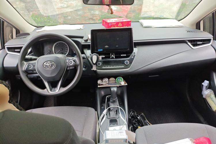 Used Toyota Corolla 2021 TNGA 1.5L CVT Elite Edition Center Console