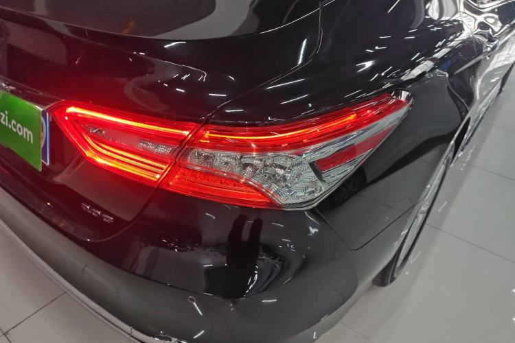 Used Toyota Camry 2023 2.0G Luxury Edition
