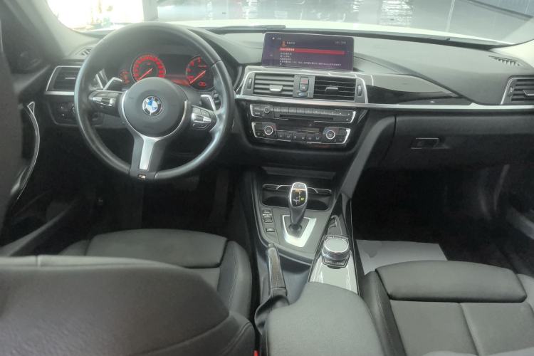 Used BMW 3 Series 2019 320Li M Sport Package Center Console