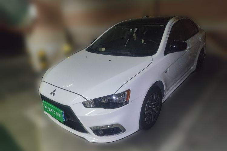 Used Mitsubishi Lancer EX 2016 1.8L CVT Black-and-White Retro Edition