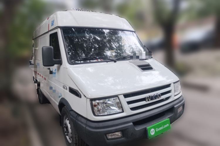 Used Iveco Ouba 