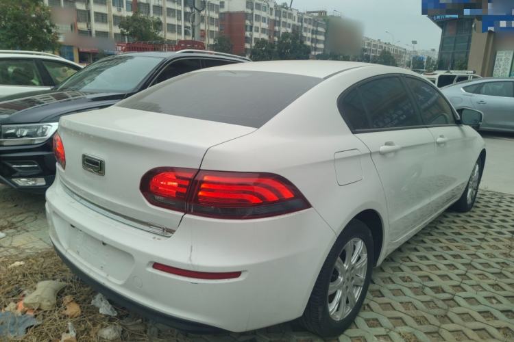 Used Qoros 3 2018 Sedan 1.6L Automatic Leading Model
