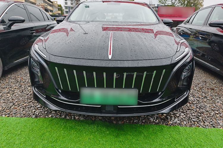 Used Hongqi E-QM5 2022 431 km Charge & Enjoy Edition