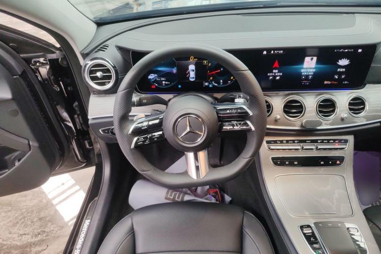 Used Mercedes-Benz E-Class 2021 Restyled E 300 L Sporty and Stylish Edition
