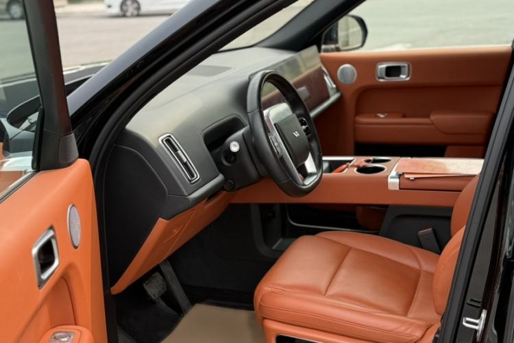 Used Li Auto L9 2022 Max model
