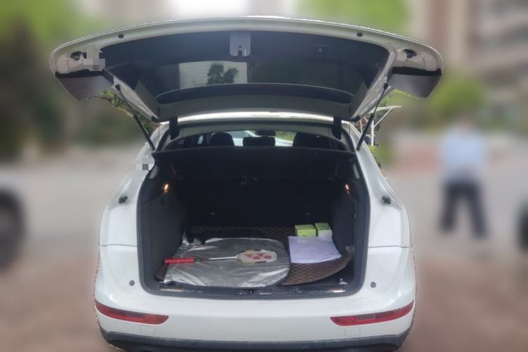 Used Audi Q5 2016 40 TFSI Comfort Model Trunk