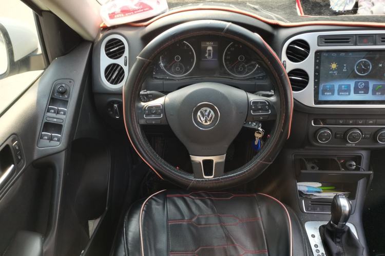 Used Volkswagen Tiguan 2016 280TSI Automatic Two-Wheel Drive Silk Road Comfort Edition Steering Wheel