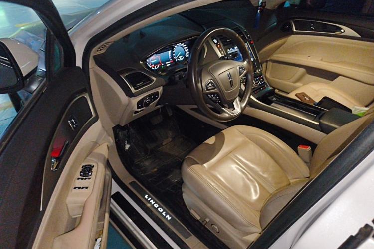 Used Lincoln MKZ 2018 2.0T Premium Edition
