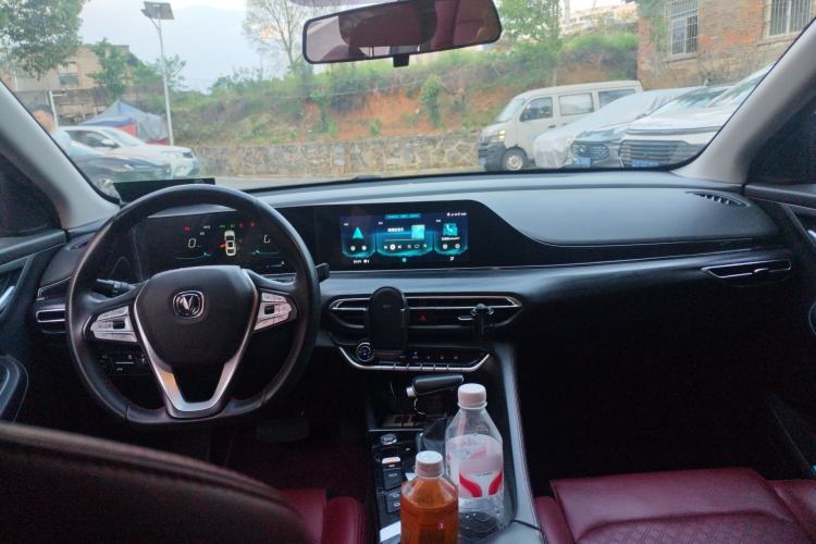 Used CHANGAN Eado 2020 PLUS Blue Whale NE 1.4T GDI DCT Flagship Model Center Console