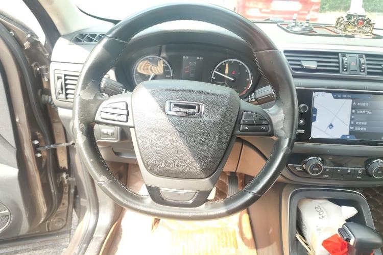 Used Qoros 5 2016 1.6T Automatic Elite Model