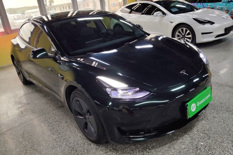 Used Tesla Model 3 2022 Rear-Wheel-Drive Version Front Right 45 Deg