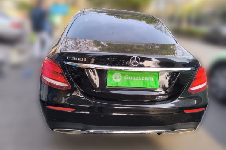 Used Mercedes-Benz E-Class 2019 E 300 L Sporty and Stylish Model
