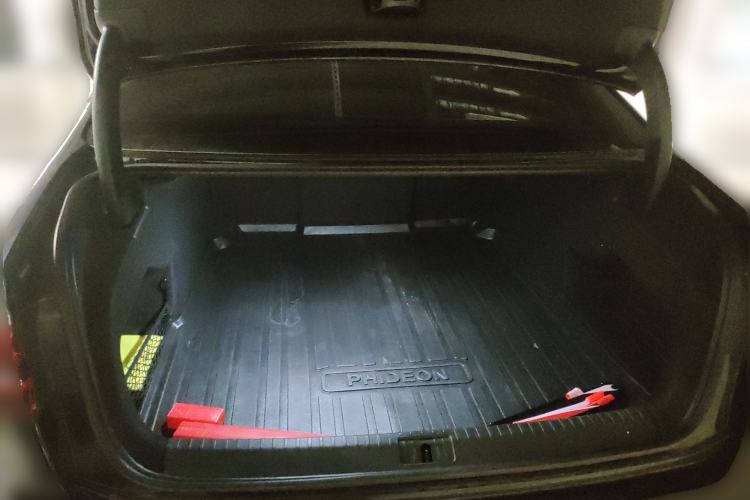 Used Volkswagen Phideon 2019 380TSI Two-Wheel Drive Business Edition China VI Standard