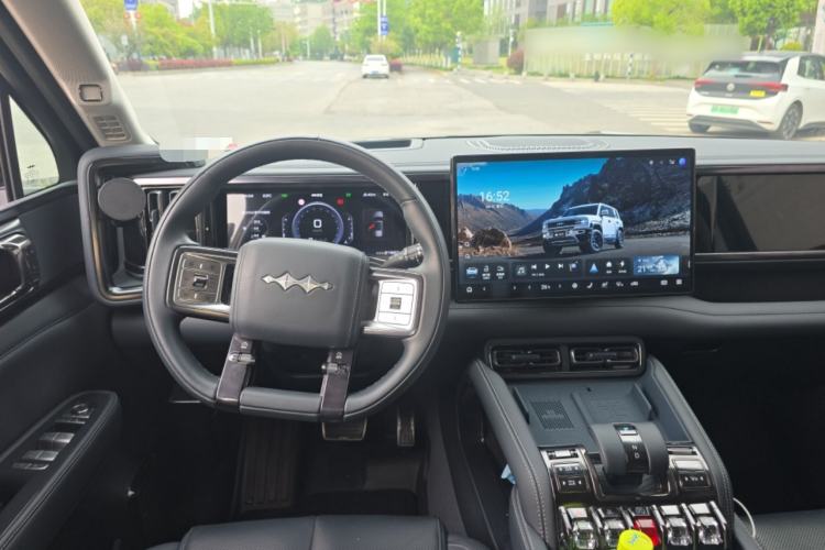 Used Formula Leopard 5 2023 Navigator Edition Steering Wheel