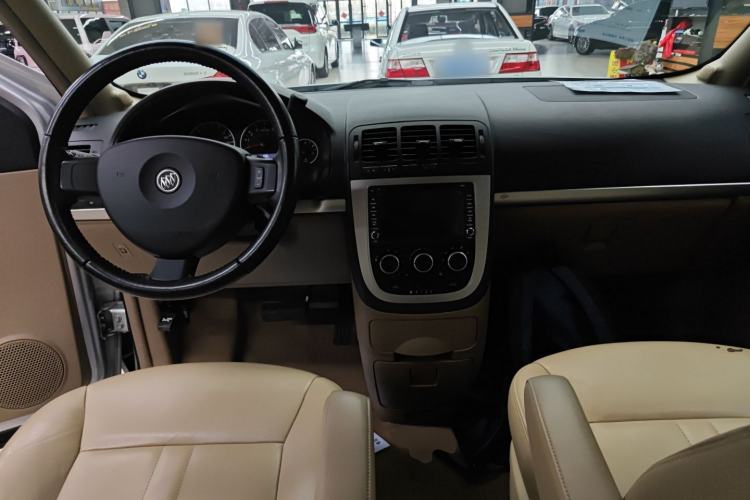 Used Buick GL8 2014 2.4L Executive Edition Center Console