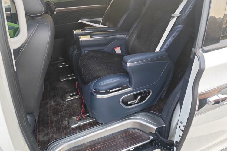 Used GAC Trumpchi M8 2021 Lingxiu Series 390T Deluxe Edition