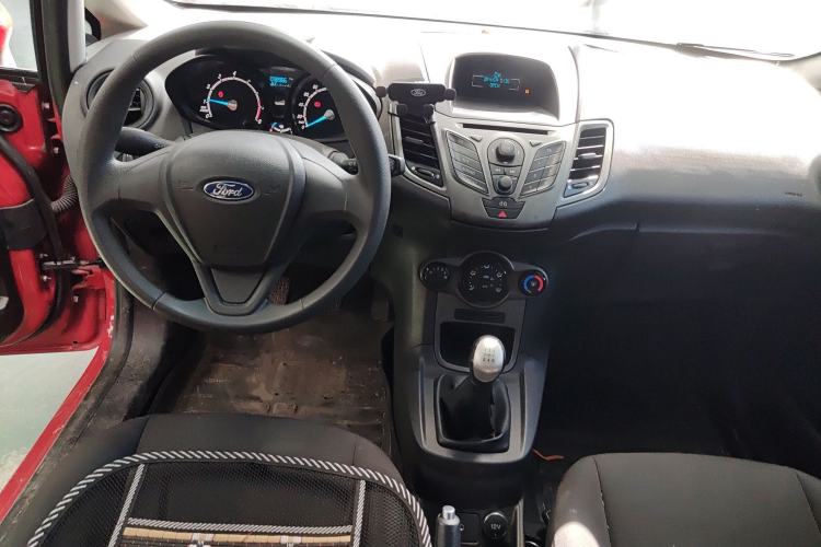 Used Ford Fiesta 2013 Hatchback 1.5L Manual Fashion Edition Center Console