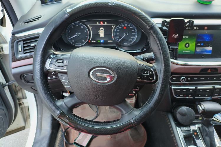 Used GAC Trumpchi GS8 2017 320T Two-Wheel Drive Luxury Edition (7 Seats)