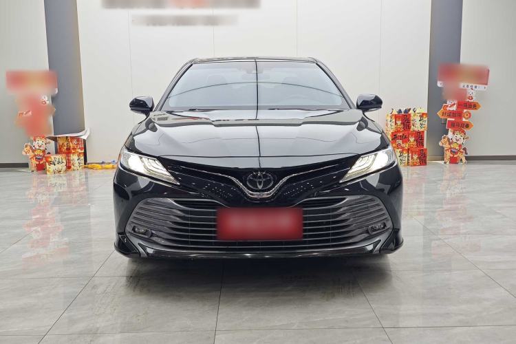 Used Toyota Camry 2019 Revised Version 2.0G Luxury Edition Exterior 2