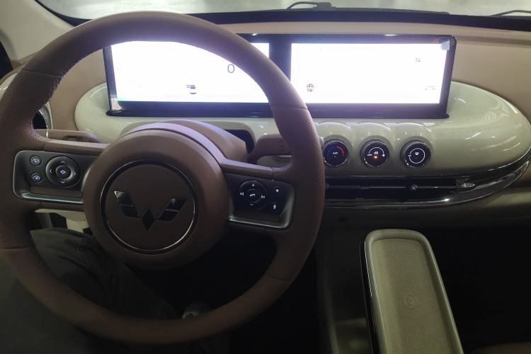 Used Wuling Bingo 2025 410 km Lingxi Deluxe Edition