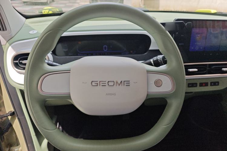 Used Geely Galaxy Panda 2025 210km Panda Rider Steering Wheel