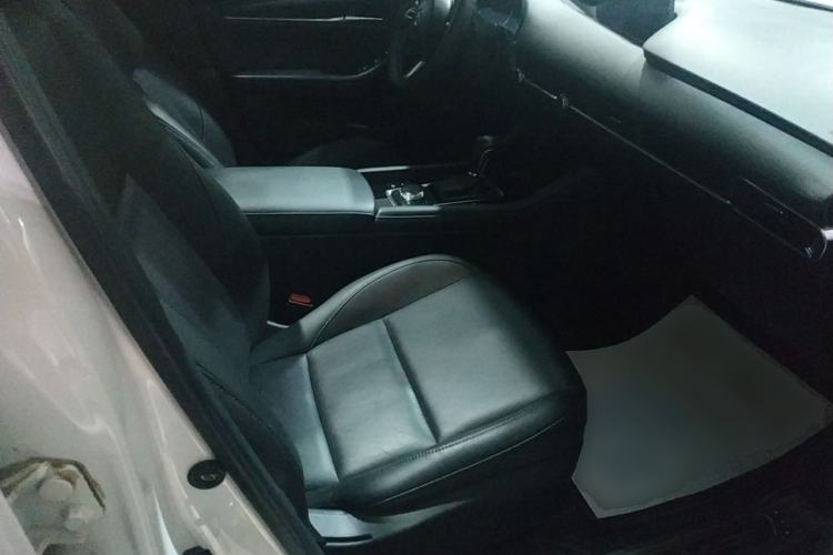 Used Mazda 3 Axela 2021 2.0L Automatic Zhiya Edition Right Front Seat