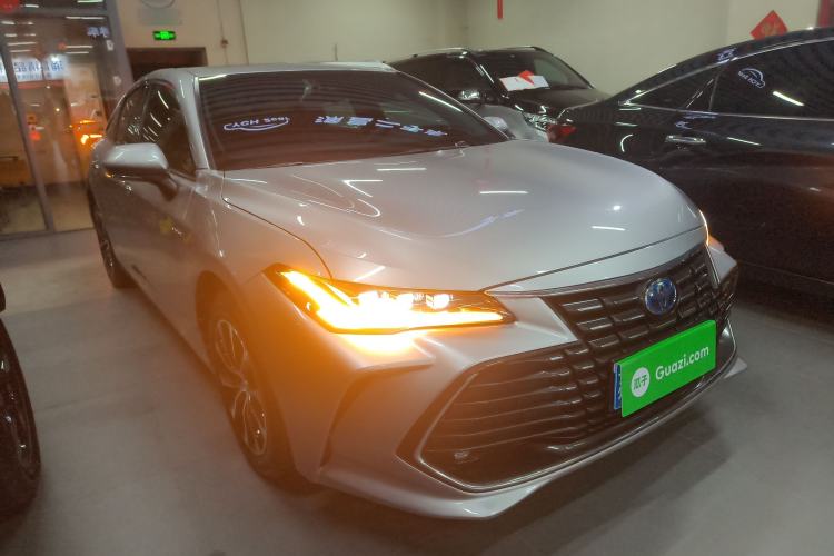 Used Toyota Avalon 2022 Dual-Engine 2.5L Luxury Edition
