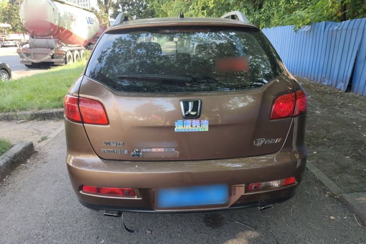 Used Luxgen Great 7 SUV 2013 Limited-Edition Sharp Edition 2.2T All-Wheel-Drive Prestige Model Exterior 4