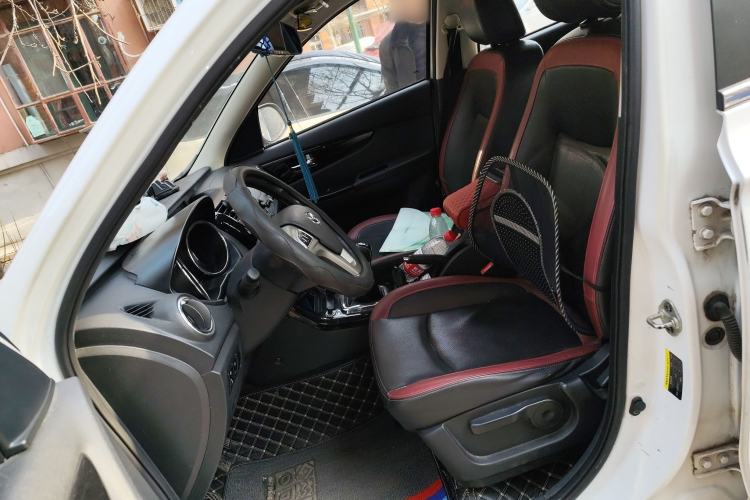 Used HYOSOW S3 2014 1.5L Luxury Version China IV Emission Standard
