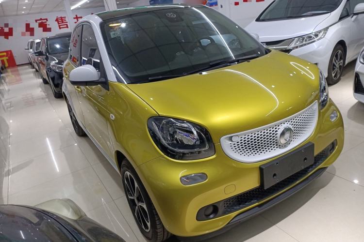 Used smart forfour 2016 1.0L 52 kW Passion Edition
