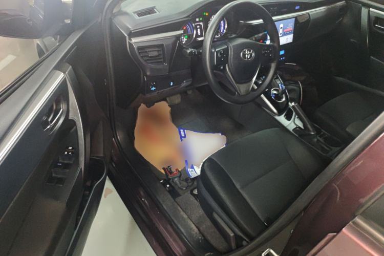 Used Toyota Levin 2016 Dual-Engine 1.8H GS E-CVT Elite Model with Sunroof Driver Seat