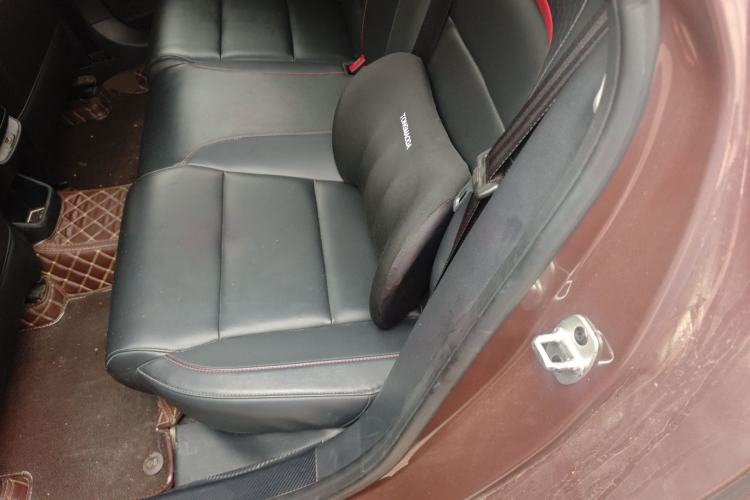 Used MG 5 2021 180 DVVT CVT Youthful Style Edition
