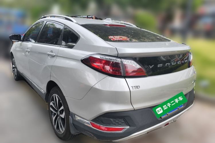 Used Venucia T90 2018 2.0L CVT Smart Connect Luxury Edition China V Standard