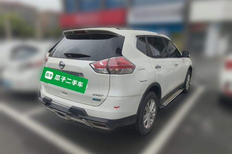 Used Nissan X-Trail 2015 2.0L CVT Comfort MAX Edition 2WD Rear Right 45 Deg