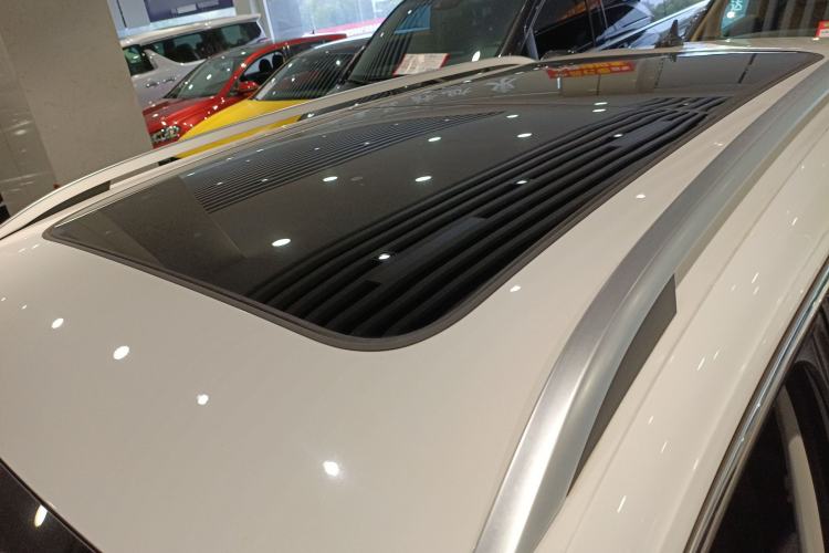 Used Volkswagen Tharu 2021 280TSI Two-Wheel-Drive Luxury Plus Edition Roof