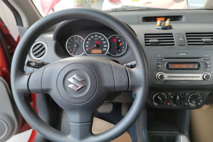 Used Suzuki Swift 2014 1.5L Automatic Fashion Edition