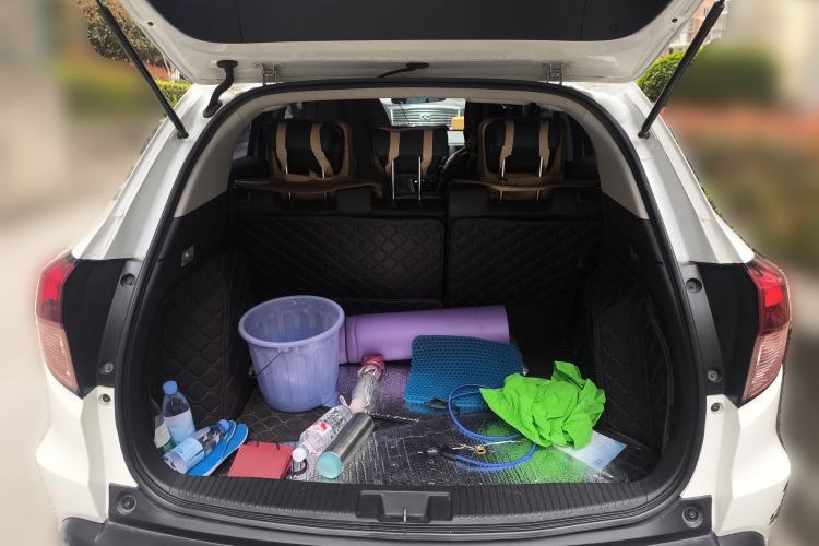 Used Honda Vezel 2017 1.8L CVT Front-Wheel Drive Pioneer Edition
