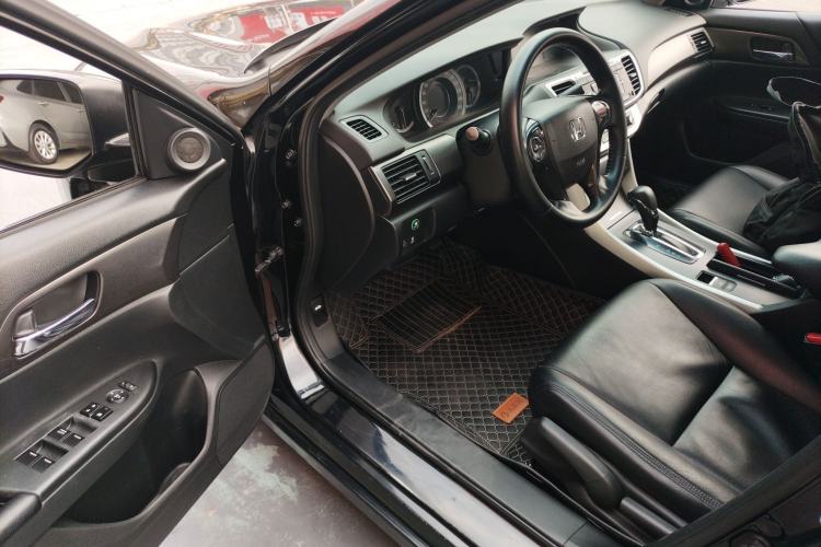 Used Honda Accord 2014 2.0L LX Comfort Edition